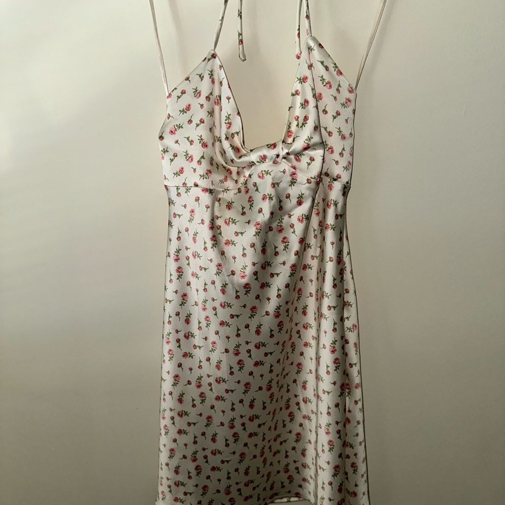 Forever 21 White Floral Chemise